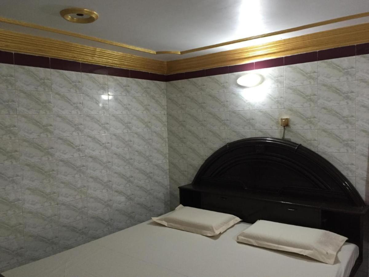 Grg Shanti Guest House バラナシ エクステリア 写真